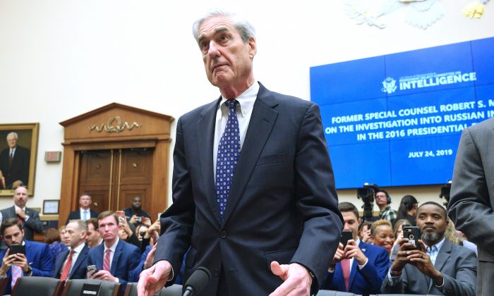Former Special Counsel Robert Mueller testifies before the House Intelligence Committee on July 24, 2019. (JIM WATSON/AFP/Getty Images)