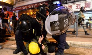 Hongkongers Defy Local Authorities With Protests to Condemn Police Violence
