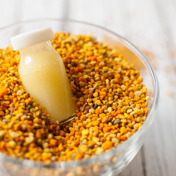 taking raw bee pollen benefits risks