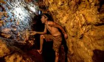 Trump Admin Allows Western Firms to Participate in Venezuela Mining
