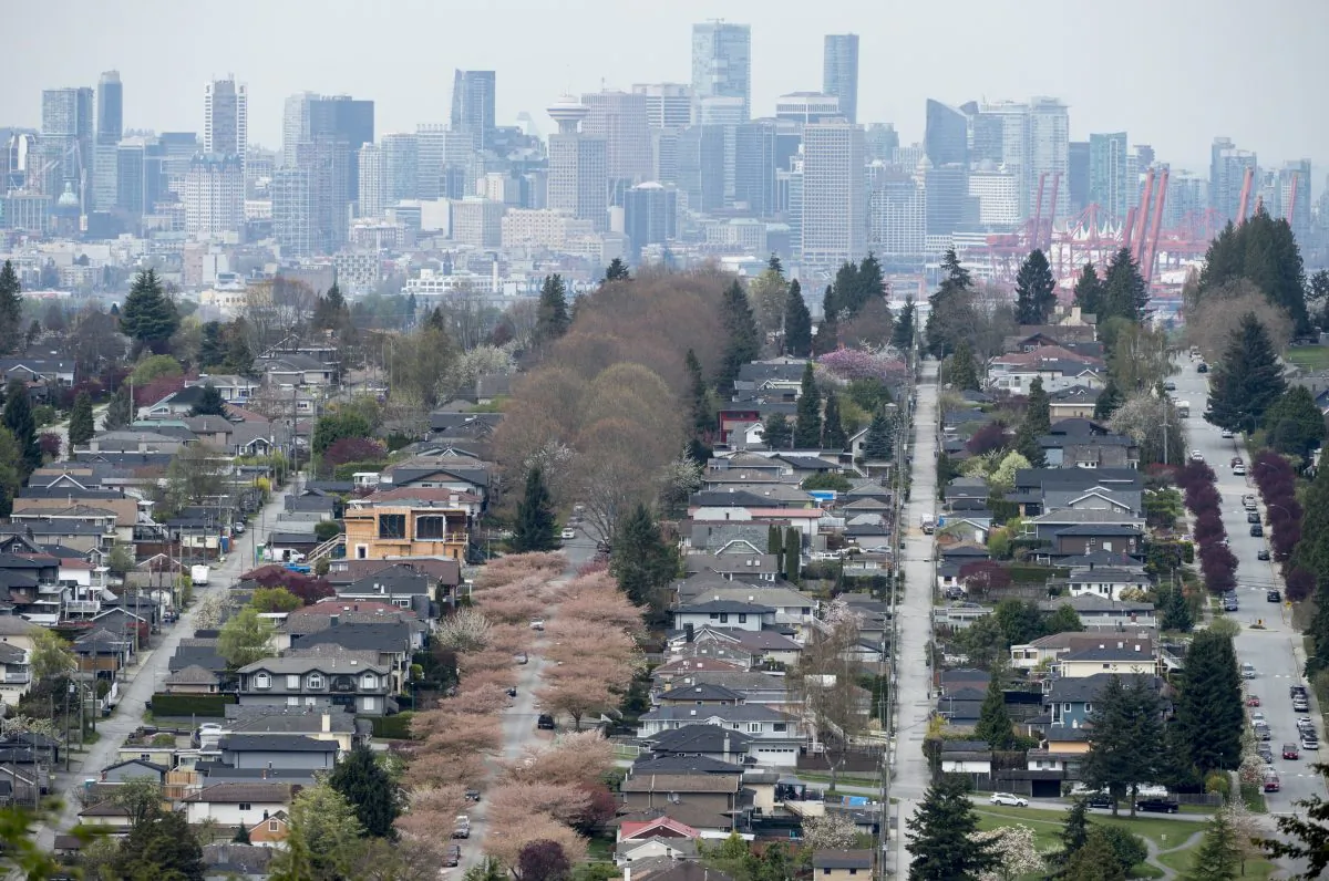 Homes are pictured in Vancouver on Apr. 16, 2019. (The Canadian Press/Jonathan Hayward)