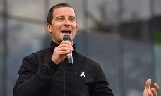 ‘Man vs. Wild’ Star Bear Grylls Realizes Dream to Be Baptized in Jordan River