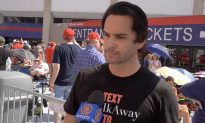 American Airlines Bans Conservative Activist Who Refused to Wear Mask