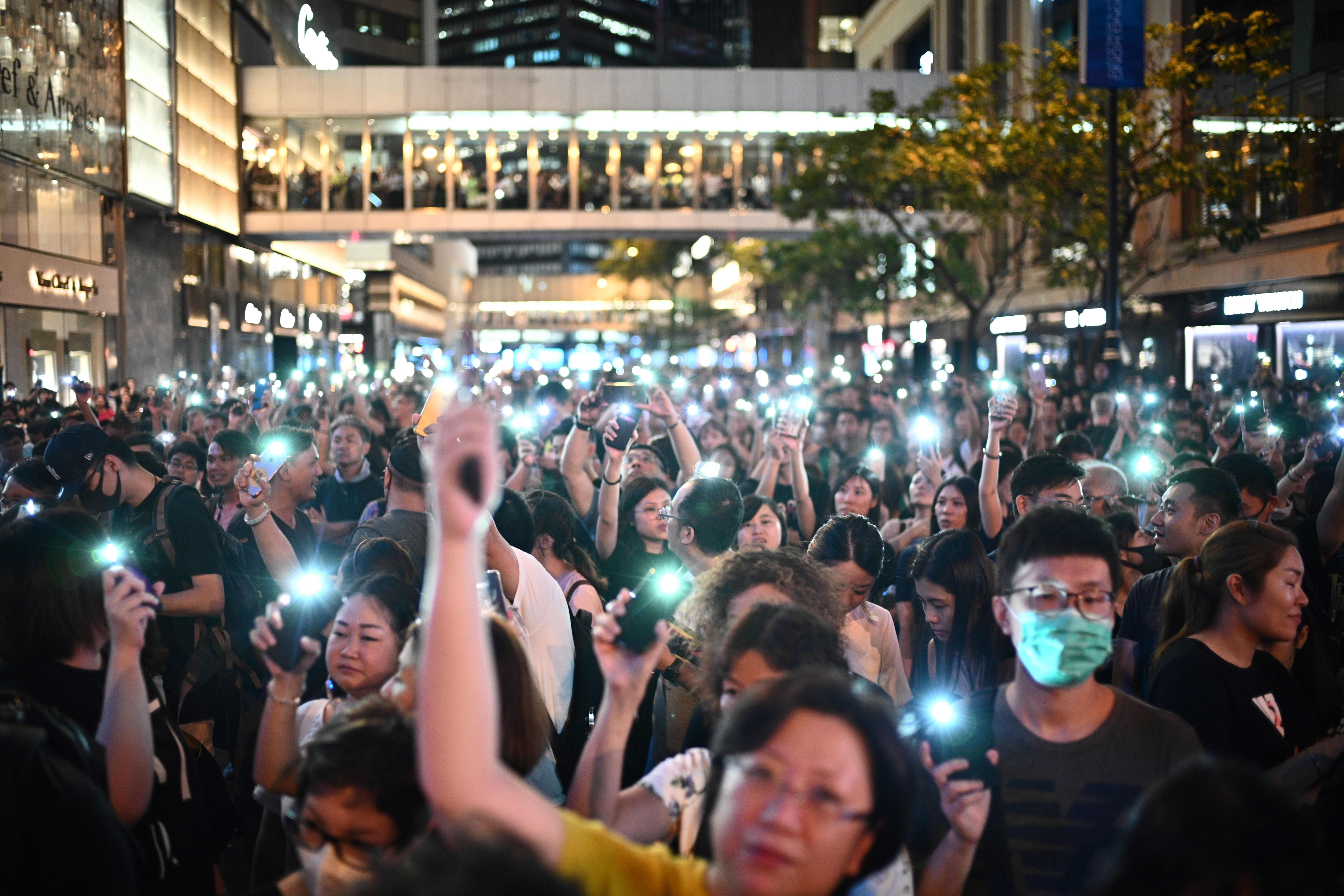 Hong Kong Civil Servants Resign, Recruits to be Tested on National Security Law - Vimarsana News