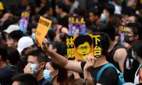 Peaceful Protest in Mong Kok Ends in Clashes With Police, 20+ Arrested