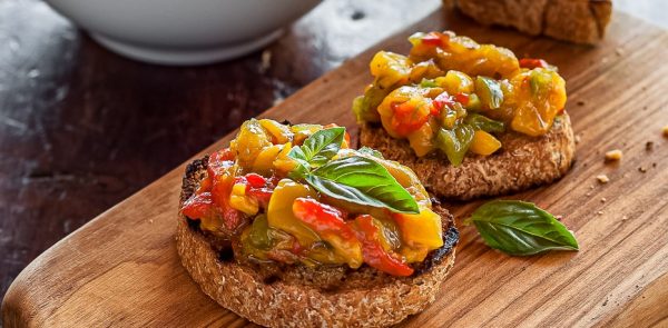 roasted pepper bruschetta