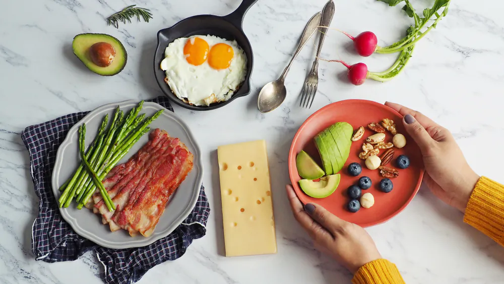 Protein-packed options stave off hunger and offer more sustainable energy throughout the day than carbohydrate-heavy choices.  (Boontoom Sae-Kor/Shutterstock)