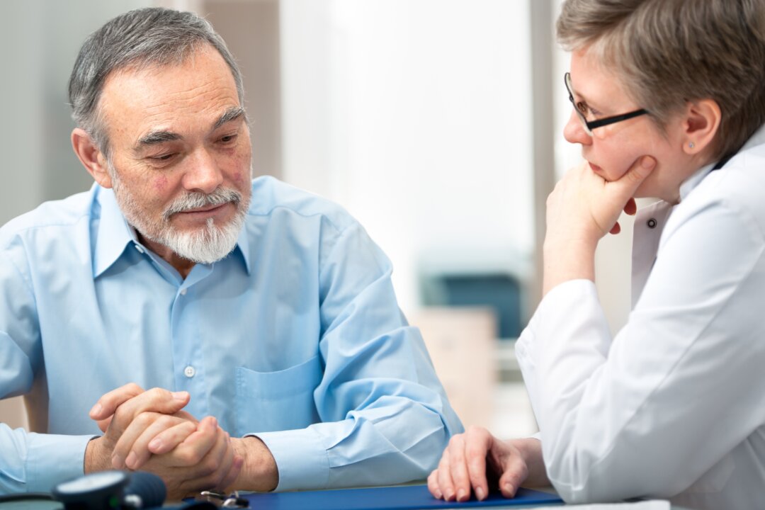 Surgeons don't take enough responsibility to inform older patients of how surgeries can impact their remaining years. (Alexander Raths/Shutterstock)