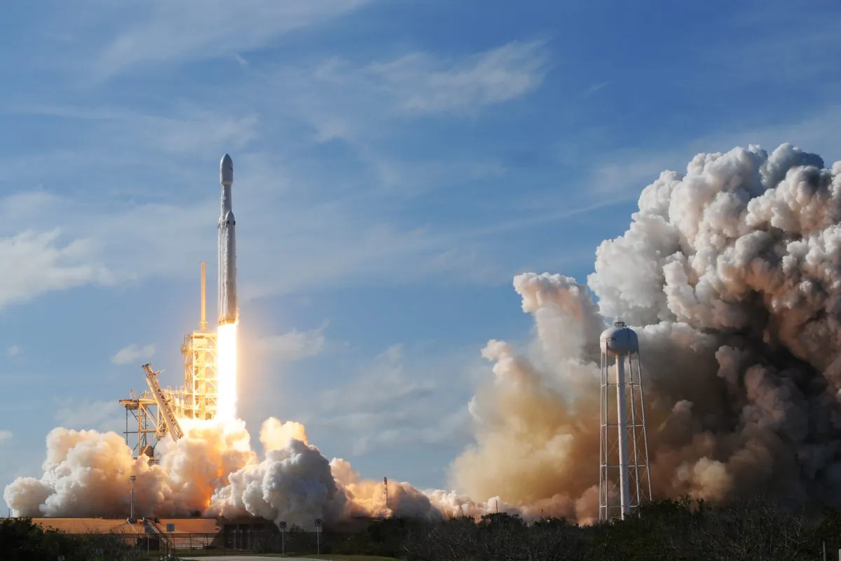 The SpaceX Falcon Heavy launches from Pad 39A at the Kennedy Space Center in Florida, on Feb. 6, 2018, (Jim Watson/AFP/Getty Images)