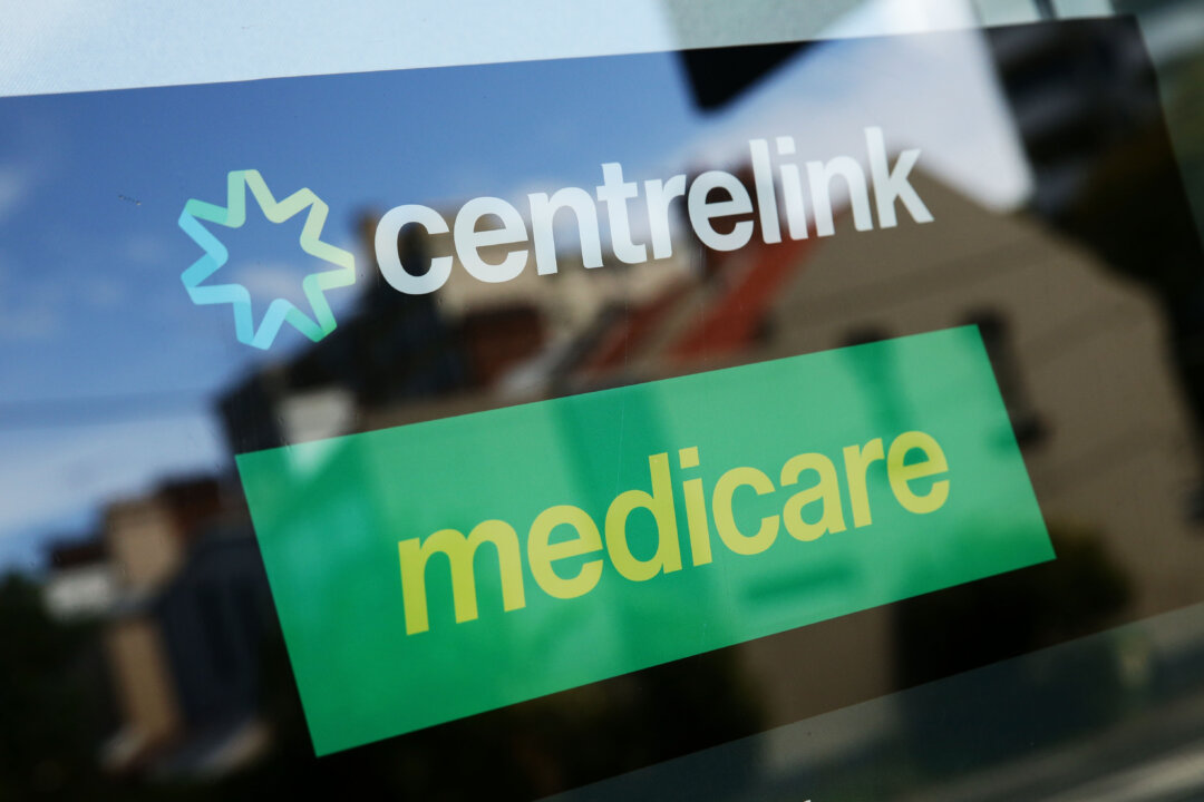 A Medicare and Centrelink office sign is seen at Bondi Junction on March 21, 2016 in Sydney, Australia. (Matt King/Getty Images)