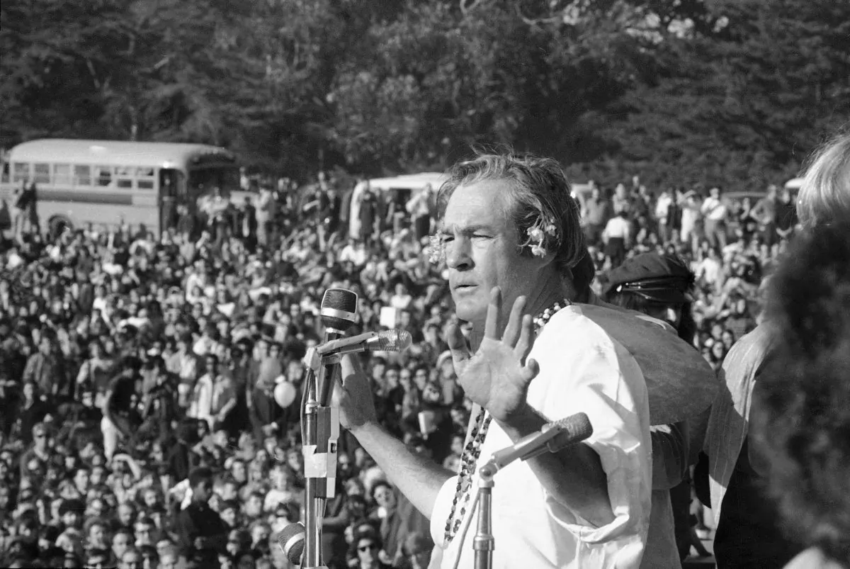 Psychedelic drug guru Timothy Leary urges a crowd of hippies to “turn on, tune in, and drop out” in Golden Gate Park, San Francisco, on Jan. 14, 1967. From the late 1960s on, the road has been open for succeeding generations of liberal elites to establish an enormously politicized and self-serving standard of civility. (AP Photo/Bob Klein)