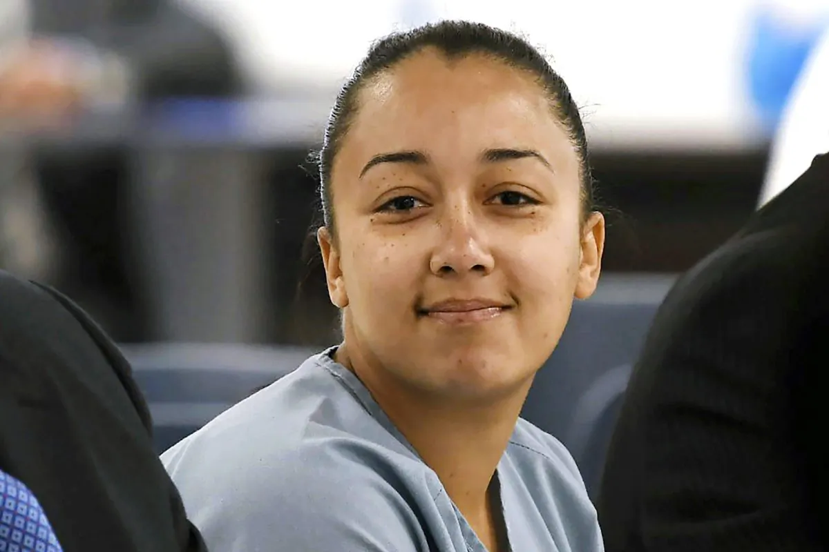 File photo: Cyntoia Brown smiles at family members during her clemency hearing at Tennessee Prison for Women in Nashville, Tenn., on May 23, 2018. Brown, championed by celebrities as a symbol of unfair sentencing, was released from the Tennessee Prison for Women, on Aug. 7, 2019. (Lacy Atkins/The Tennessean via AP, Pool, File)