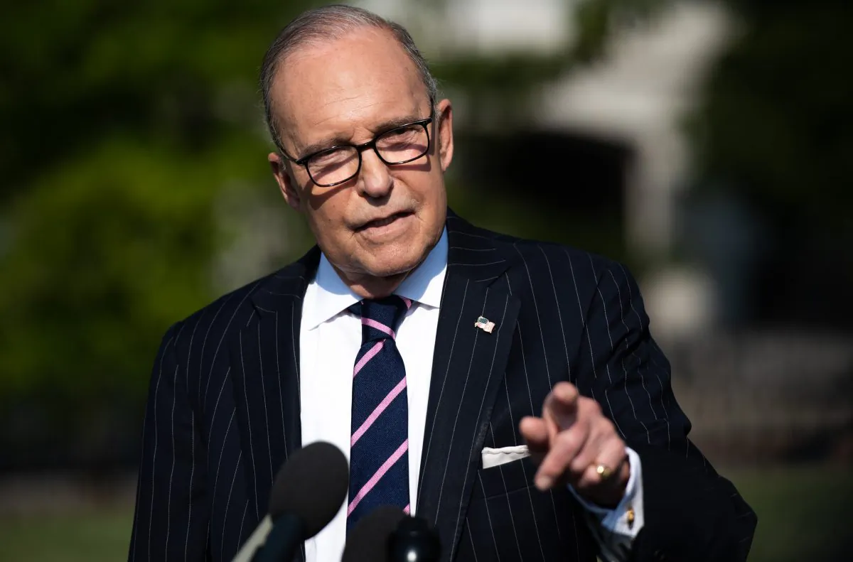 White House economic adviser Larry Kudlow speaks to the media on the driveway of the White House in Washington on Aug. 6, 2019. (SAUL LOEB/AFP/Getty Images)