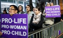 Thousands Protest Abortion Bill in Sydney