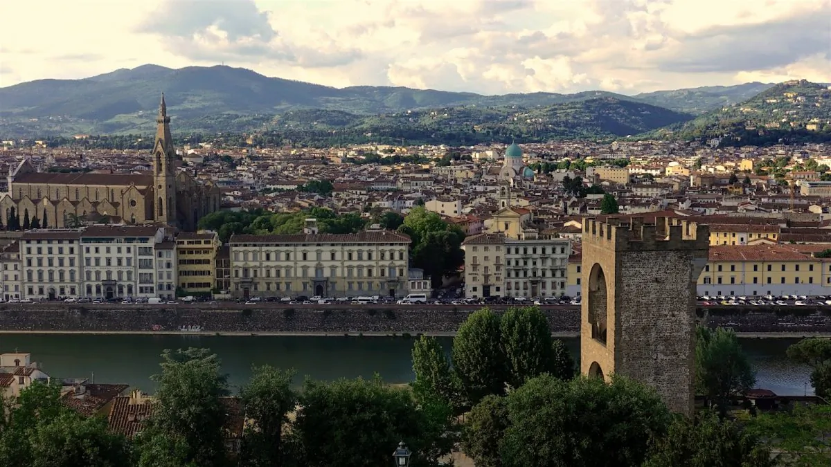 Torre di San Niccolo and the Arno River. (Lorenzo Fanti)