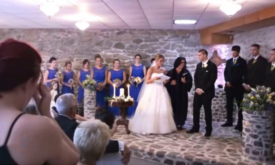 Bride Turns to Groom’s Ex-Girlfriend at Wedding to Make a Powerful Vow to Her