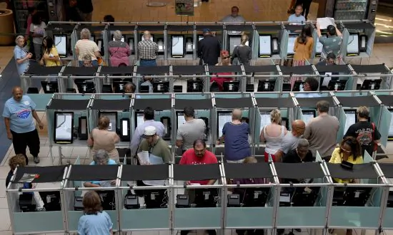 Court Decides Electoral College Members Not Bound by Election Results