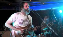 ‘The Cardinals’ and ‘Chris Robinson Brotherhood’ Guitarist Neal Casal Dead at 50
