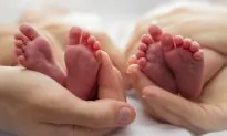 Video of Twin Babies Holding Hands at Birth Goes Viral