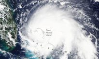 Hurricane Dorian Scraping Florida Coast, Death Toll Climbs to 7