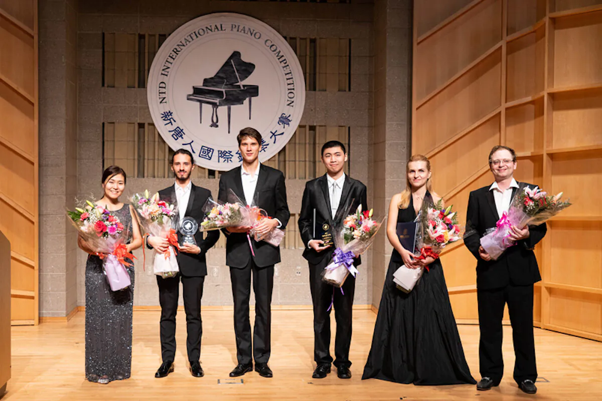 Winners of 2019 NTD International Piano competition. (Dai Bin/The Epoch Times)