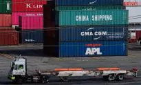 US Manufacturing Shrinks for First Time in Three Years