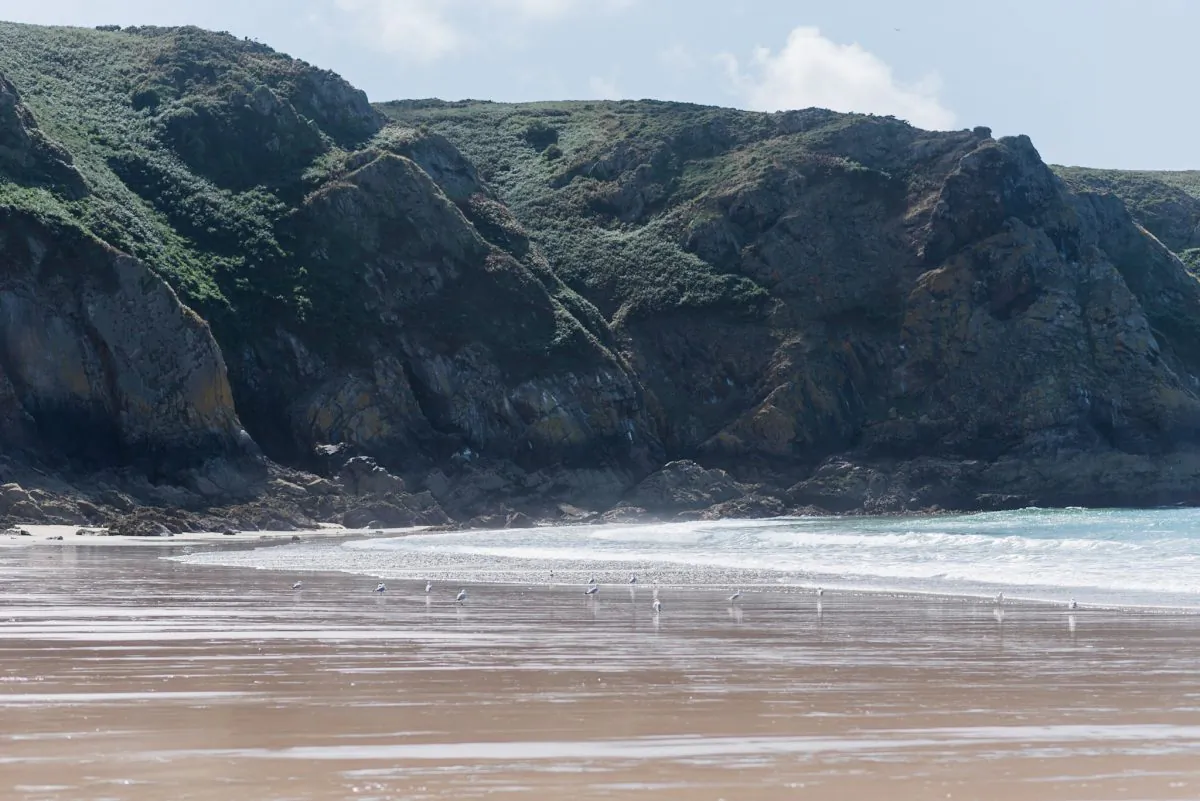 Jersey's Plemont beach at low tide. (Rachael Dymski)