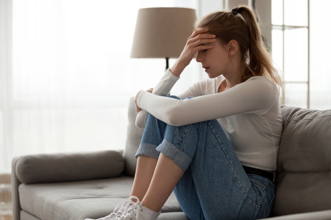 You may think your circumstances are what make you miserable, but it's actually how you think about your situation that leads to your feelings. (fizkes/Shutterstock)