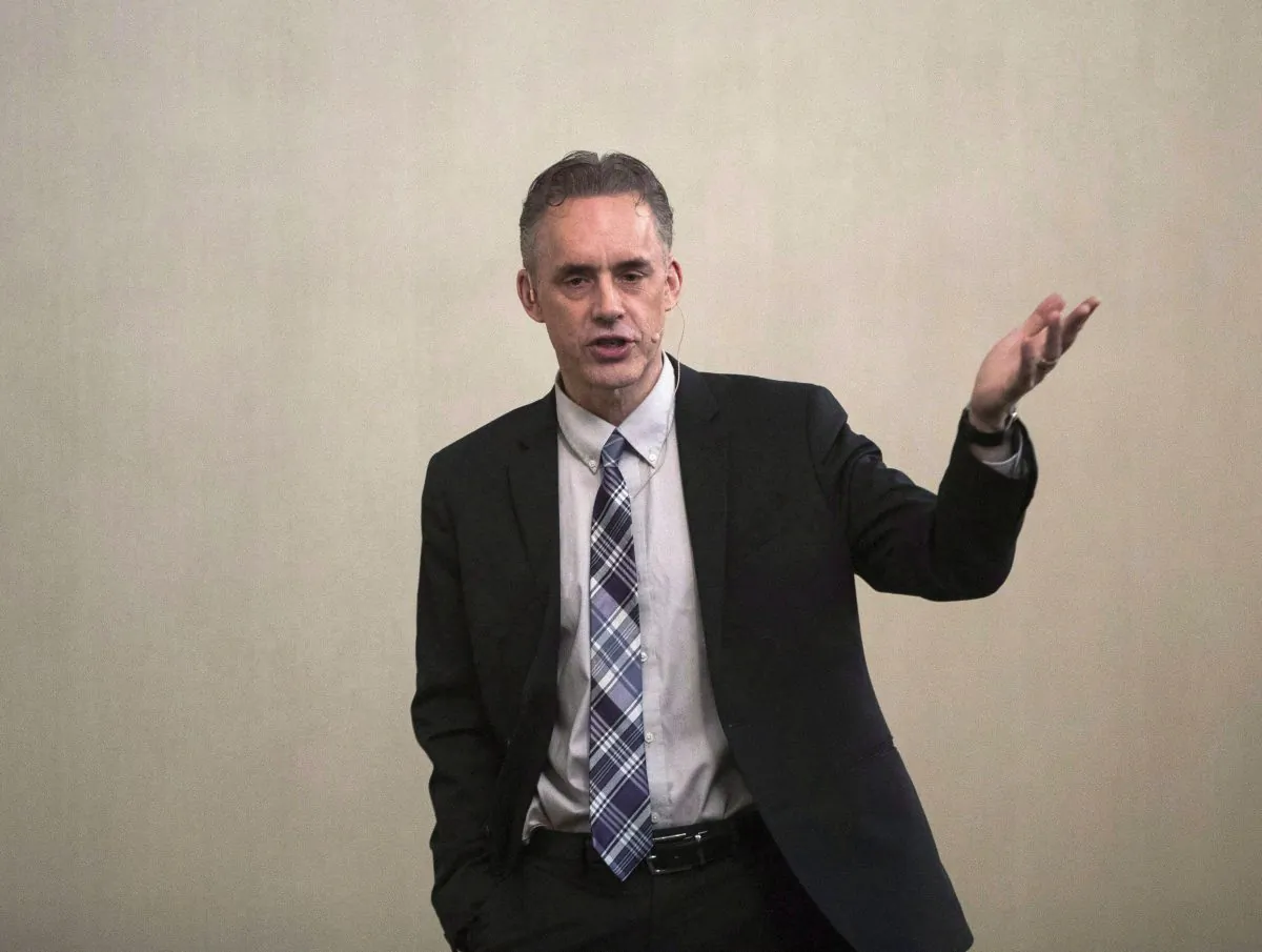 Jordan Peterson speaks to a crowd during a stop in Sherwood Park Alta, on Feb. 11, 2018. Peterson is one of several Canadians who have been the subject of “gotcha” attacks from the left in recent years. (THE CANADIAN PRESS/Jason Franson)