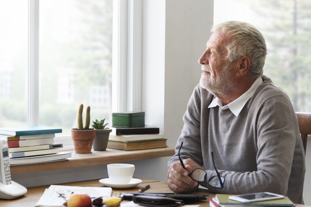 There are important things you can do to ease your final days and leave more of your best self behind for loved ones. (Rawpixel.com/Shutterstock)