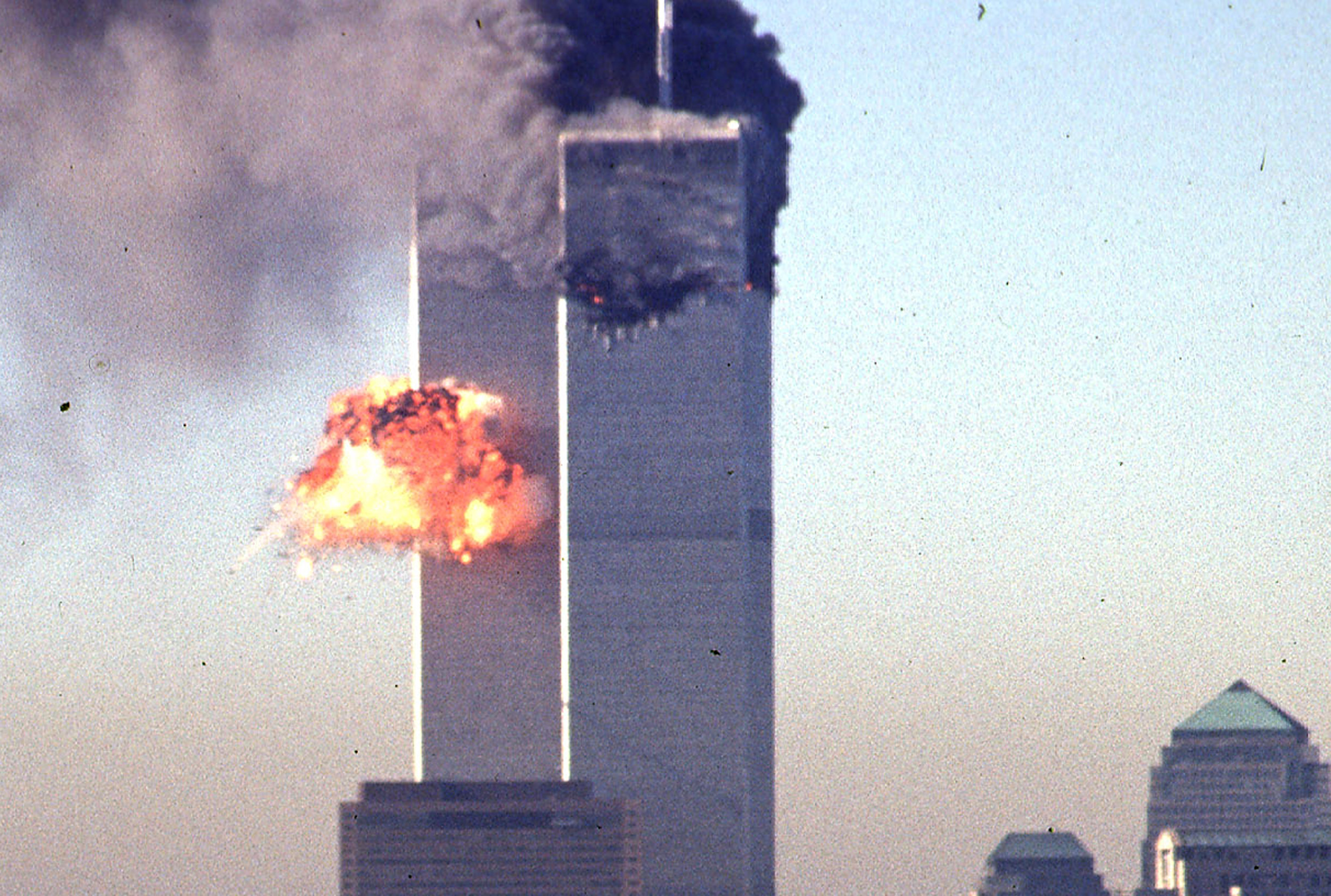 Нападение башен. Башни-Близнецы 11 сентября 2001. Аль Каида башни Близнецы. Башни ВТЦ 11 сентября 2001.