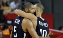 France Knock Holders US out of World Cup Medal Rounds