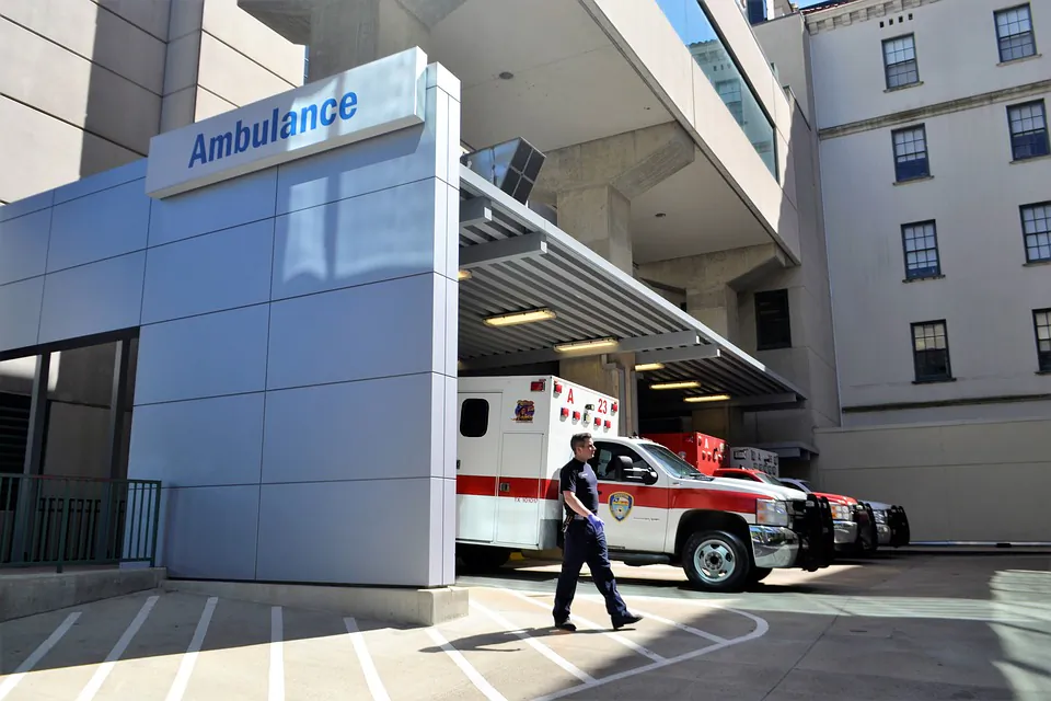 Stock image of a hospital. (Artistic Operations/Pixabay)