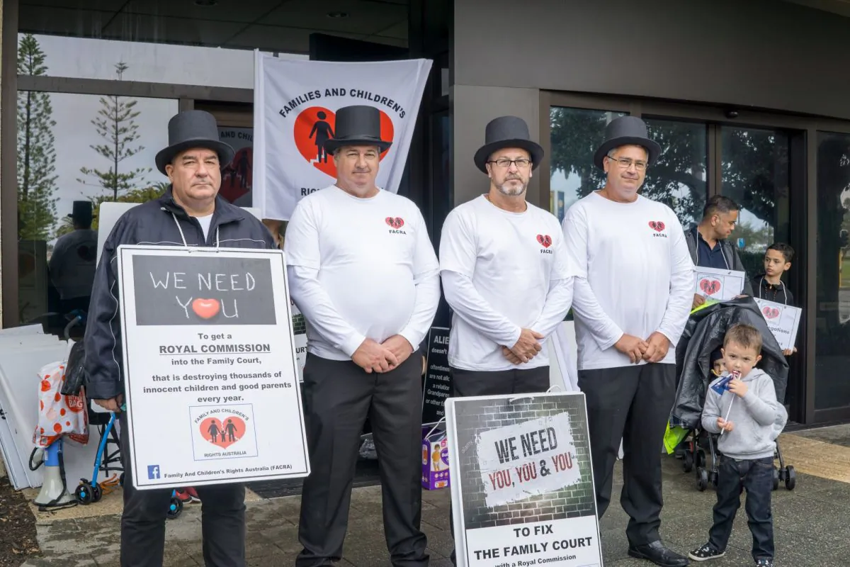 Family And Children’s Rights Australia (FACRA) organised a march from Family Court of Western Australia to Parliament House to raise public awareness about the issues with family law on Sept. 1, 2019. (Wade Zhou/ The Epoch Times)