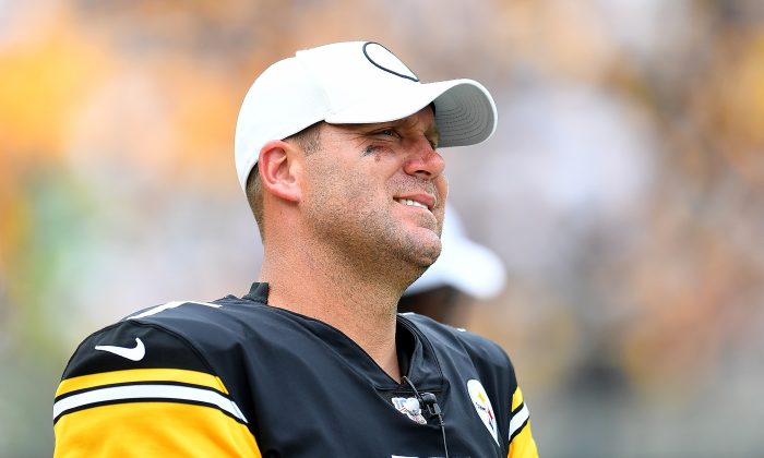 Ben Roethlisberger #7 of the Pittsburgh Steelers looks on during the fourth quarter after being injured against the Seattle Seahawks at Heinz Field in Pittsburgh, Pennsylvania on Sept. 15, 2019. (Photo by Joe Sargent/Getty Images)