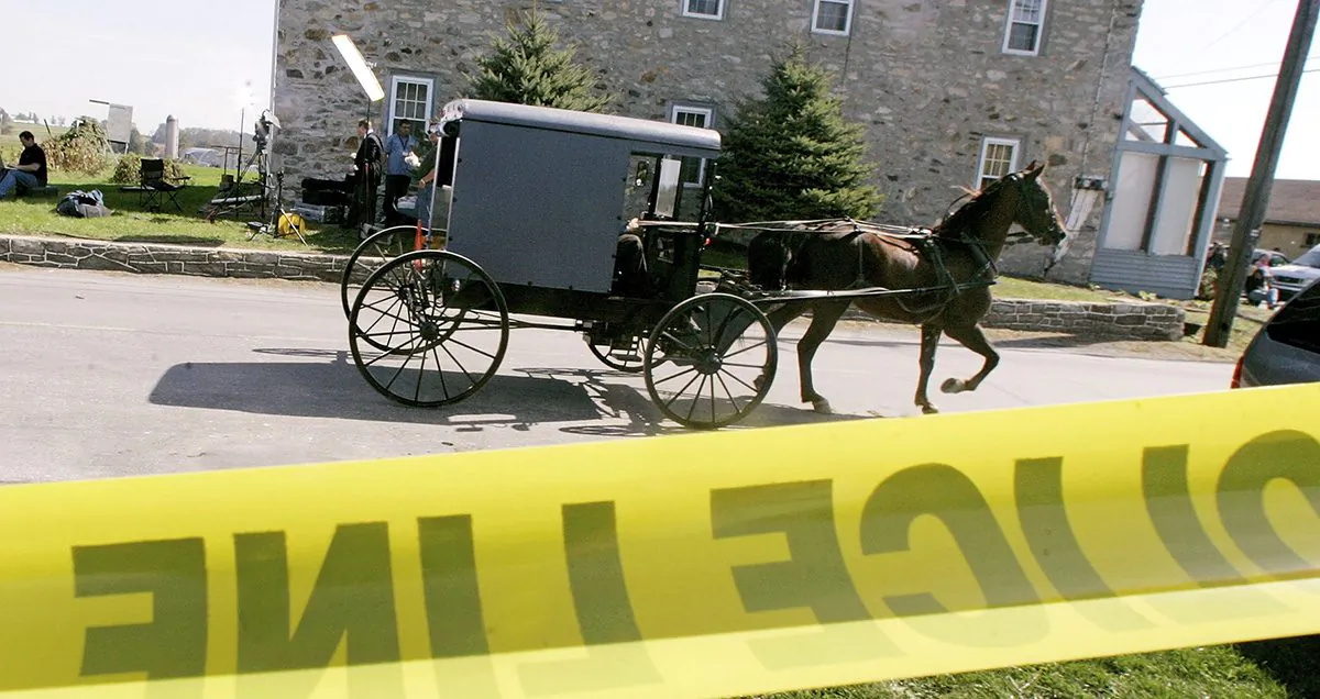 A horse-drawn buggy in Nickel Mines, Pa., on Oct. 3, 2006. (Mark Wilson/Getty Images)
