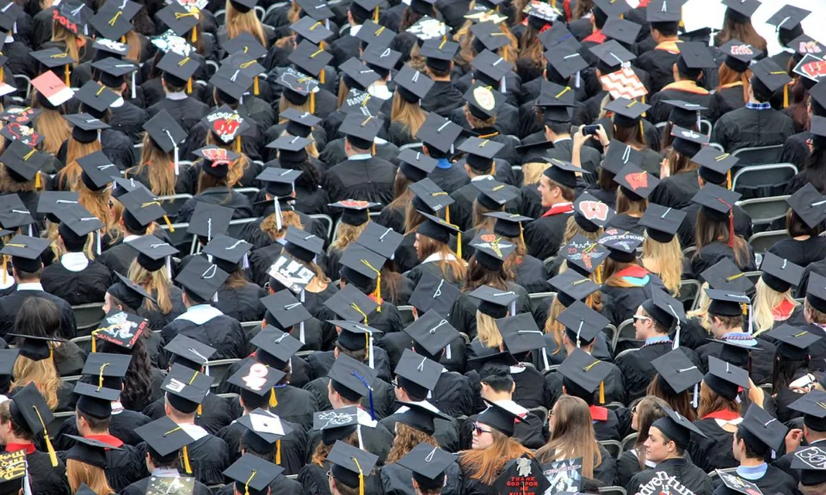 Stock image of a convocation. (Goodfreephotos_com/Pixabay)