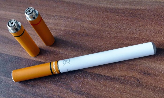 Stock image of E-cigarettes. (InspiredImages/Pixabay)