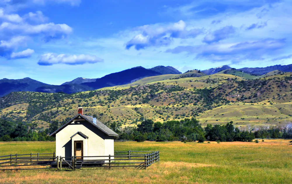 A one-room schoolhouse in Paradise Valley, Mont. (Shutterstock)