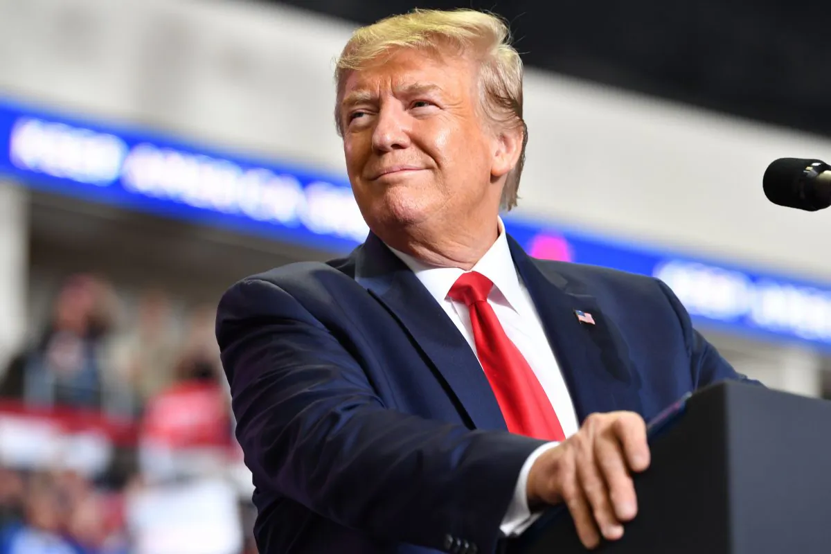 President Donald Trump pauses as he speaks during a campaign rally in Rio Rancho, N.M., on Sept. 16, 2019. (Nicholas Kamm/AFP/Getty Images)