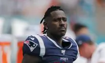 Ex-NFL Player Antonio Brown Turns Himself in at Florida Jail