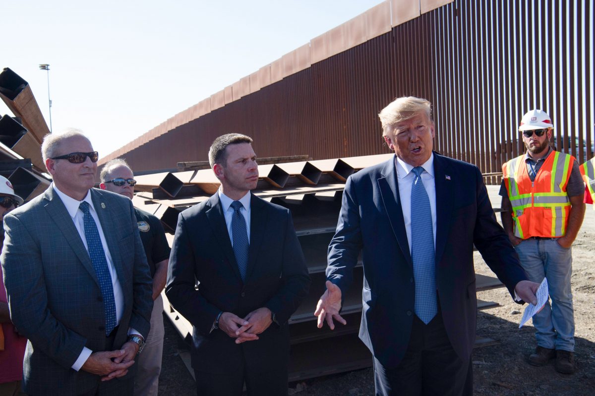 trump at border wall
