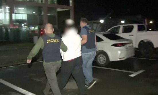 Police Arrest 11 in International Child Trafficking Bust—American, Australian Among Them