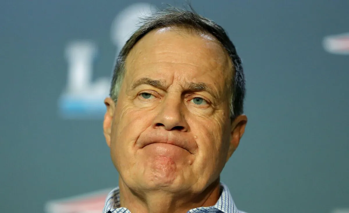 Head coach Bill Belichick of the New England Patriots speaks with the press at the Mall of America in Bloomington, Minn., on Jan. 30, 2018. (Elsa/Getty Images)