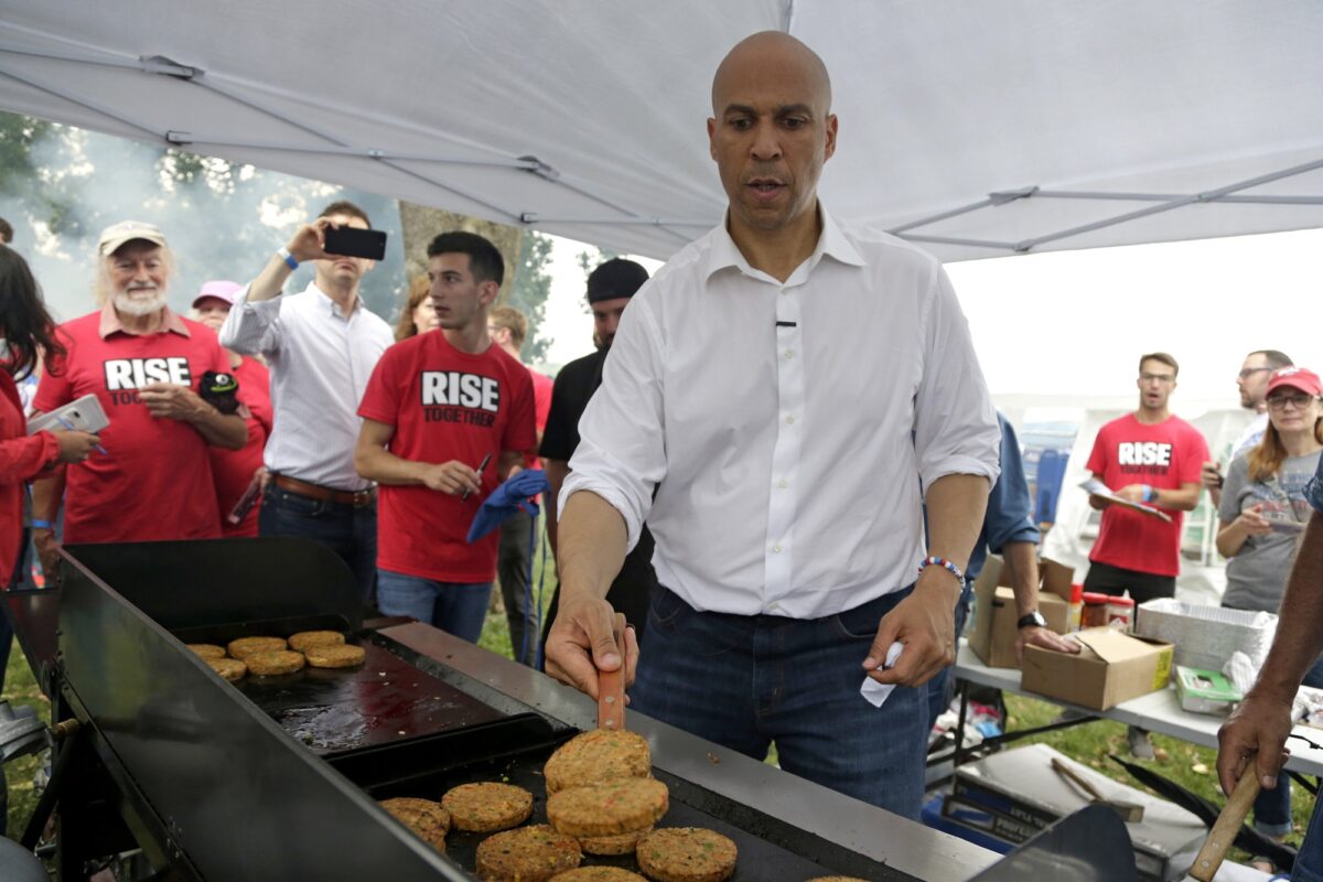 Iowa Steak Fry Draws 2020 Dems Who Warn Against Eating Meat