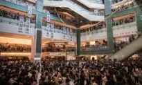 Protesters and Police Clash in Another Weekend of Tension in Hong Kong