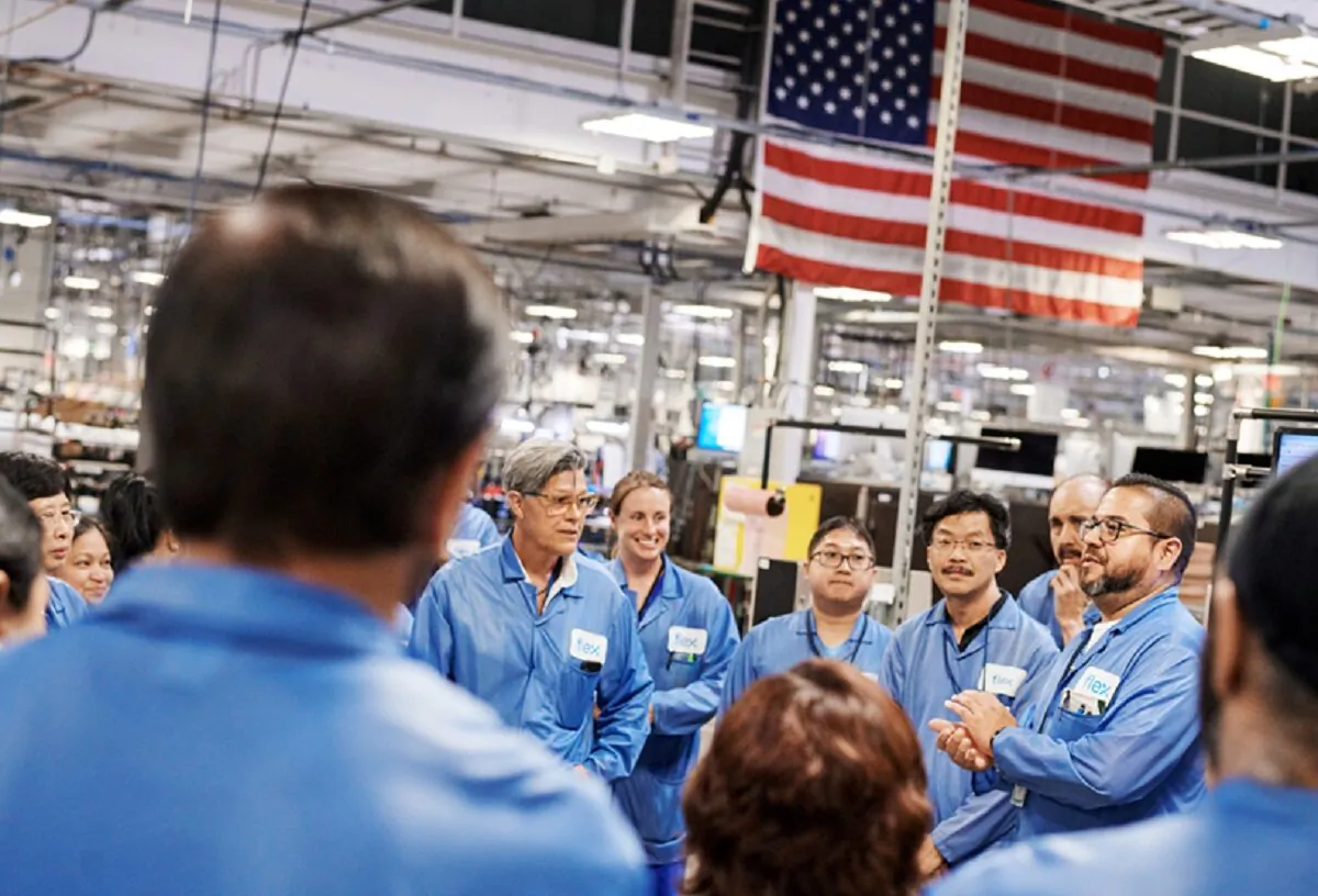 Workers at the facility that will manufacture Apple Mac Pro computers in Austin, Texas, in a file photo. (Apple)