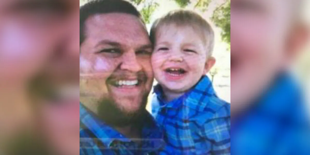 Steven Weir (L) abducted his son John Weir, 2, authorities said. (California Highway Patrol)