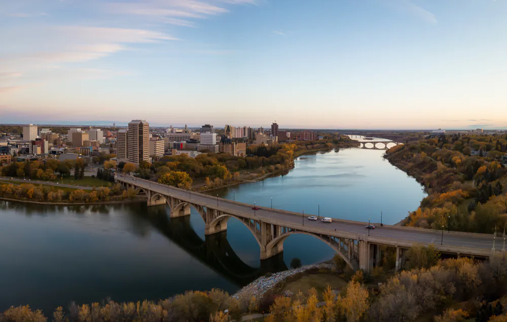 Fall sunrise over Saskatoon. (Shutterstock)