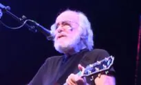 Grateful Dead Lyricist Robert Hunter Dies at 78, Family Says